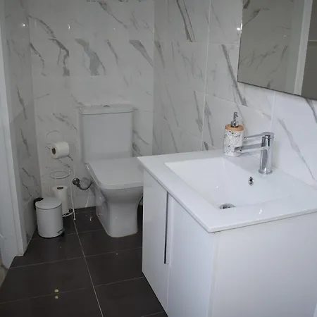 Apartment Sa Da Bandeira 15a *